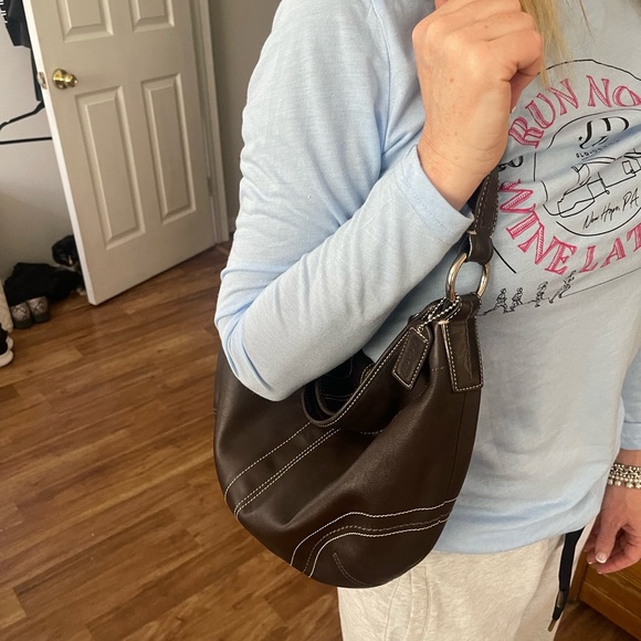 Coach Brown Leather Hobo💖 - Picture 3 of 12